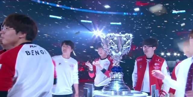 GamerLegion 战胜 Heroic ， aurora 战胜 B8 以晋级 PGL Masters Bucharest 2025 半决赛